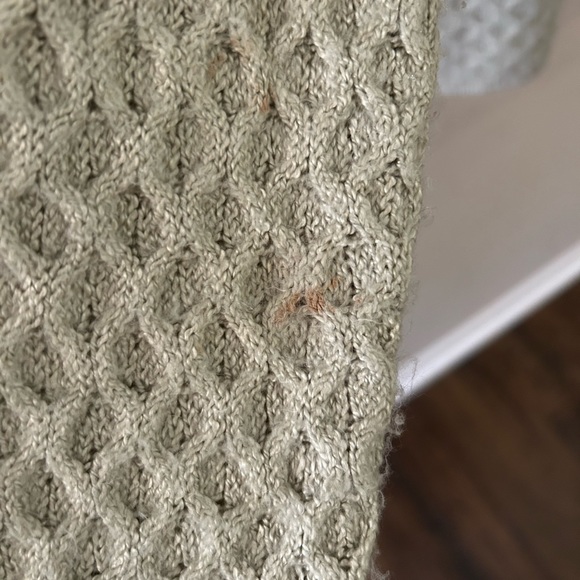 Rylee + Cru sweater size XS - Picture 4 of 5